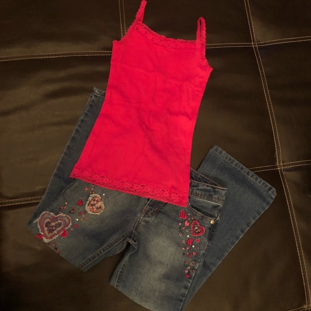 Jeans and Tank Outfit